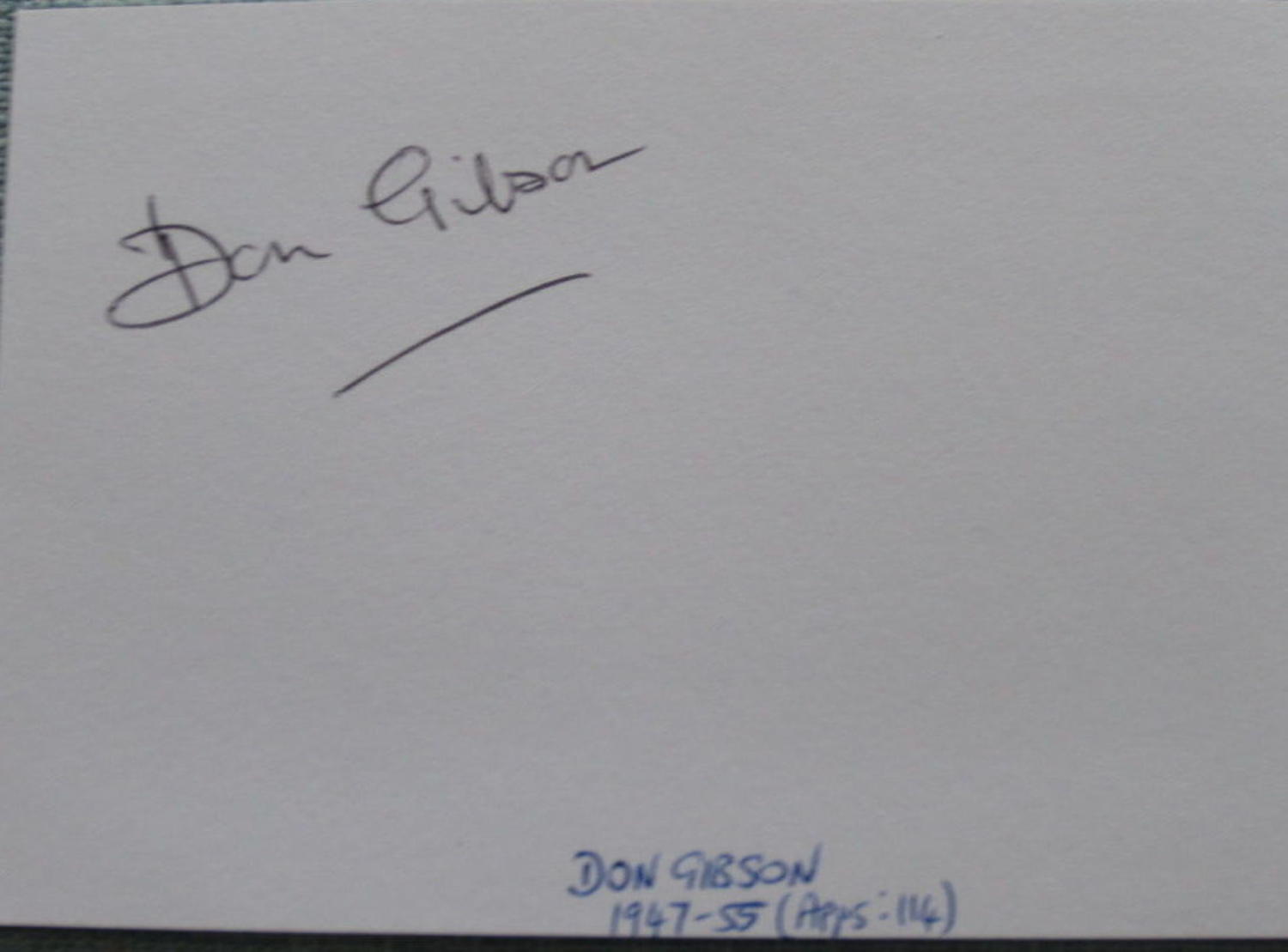Don Gibson Manchester United signed white card